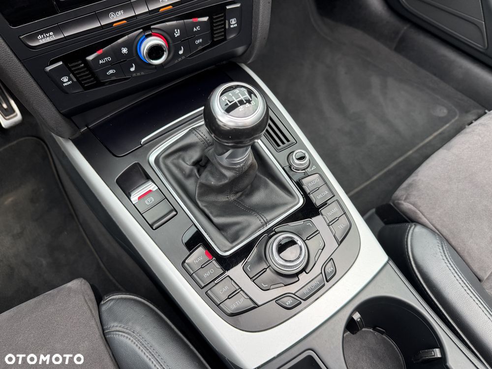 Audi A5 Cabrio 2.0 TDI DPF (clean diesel) quattro - 30