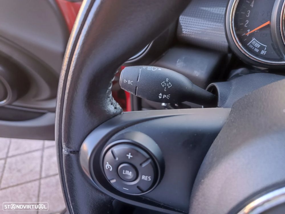 MINI 3 Portas Cooper D - 19