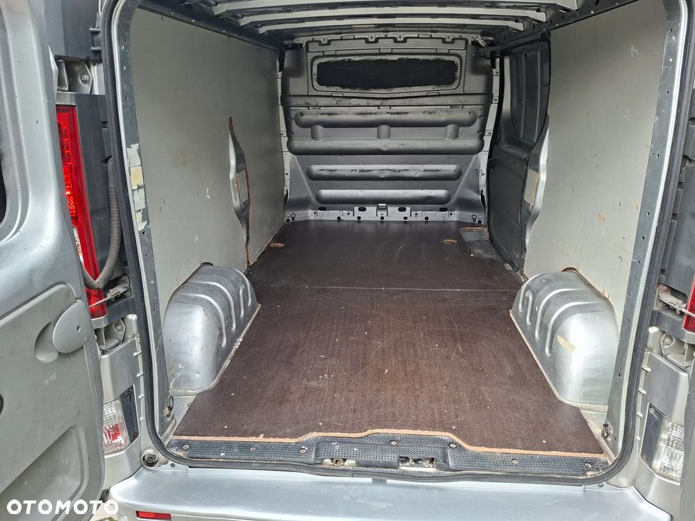 Opel Vivaro - 28