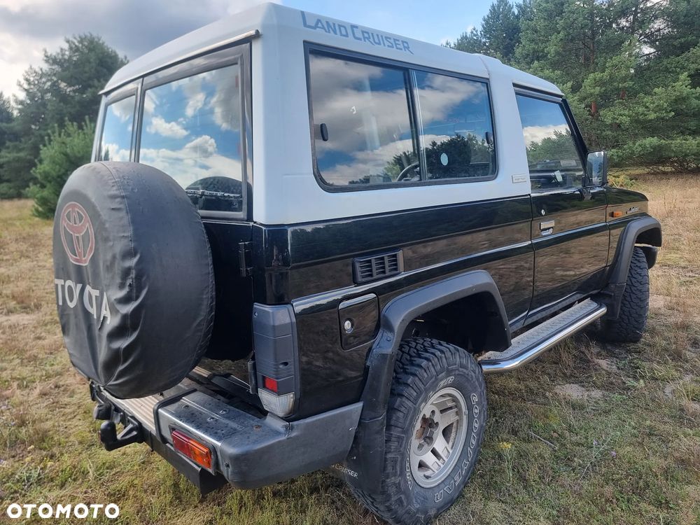 Toyota Land Cruiser LJ70 - 3