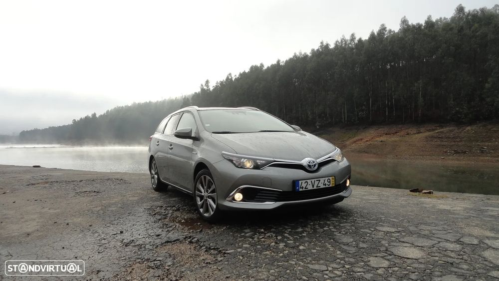 Toyota Auris Touring Sports 1.8 HSD Exclusive +TSS+Navi - 1