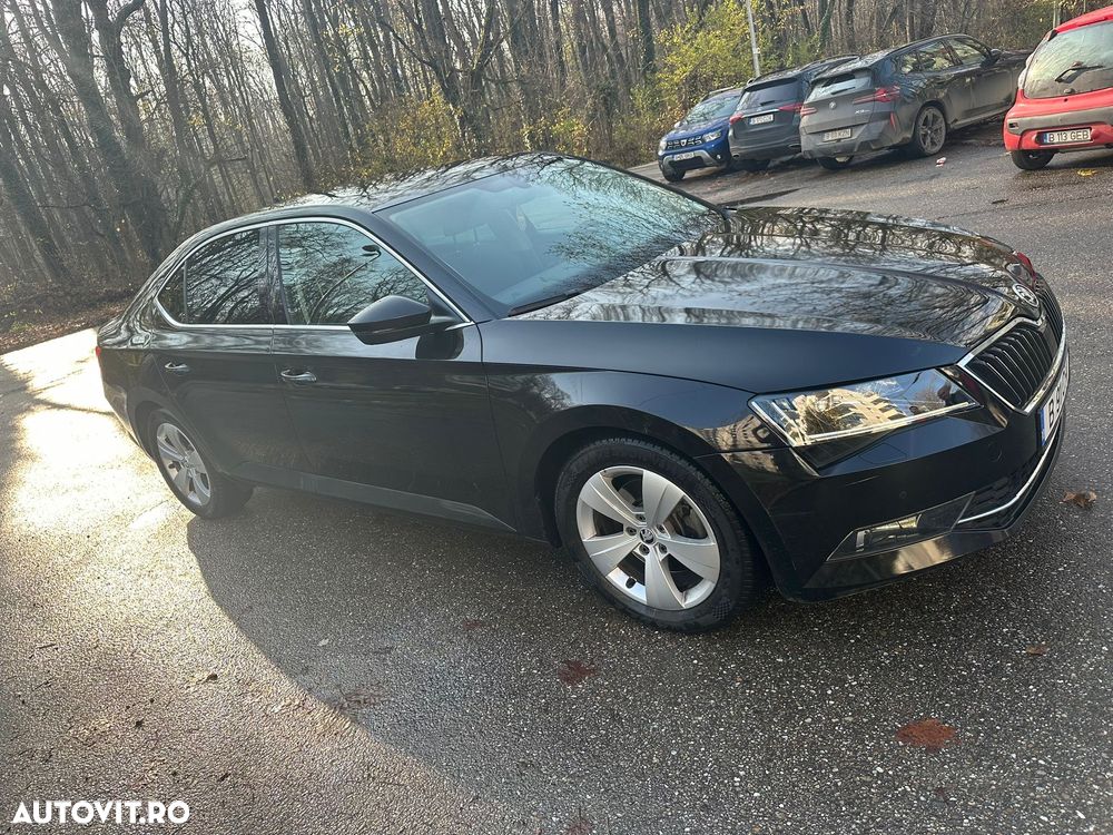Skoda Superb 1.6 TDI DSG Ambition - 2