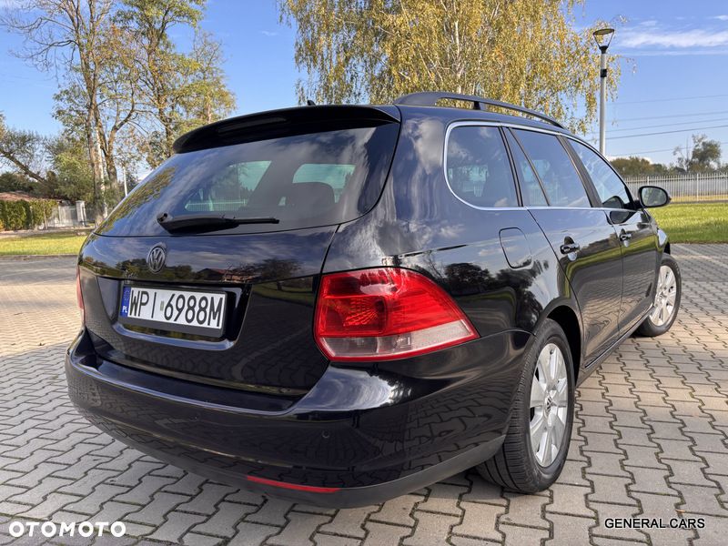 Volkswagen Golf 1.6 Comfortline - 11