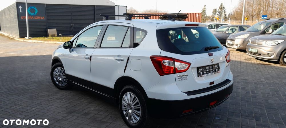 Suzuki SX4 S-Cross 1.6 Comfort - 14