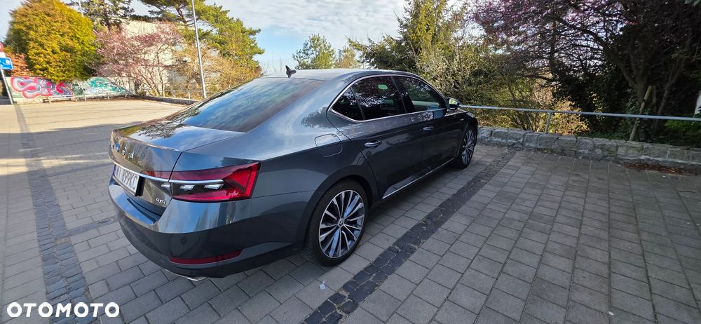 Skoda Superb 2.0 TSI 4x4 L&K DSG - 8