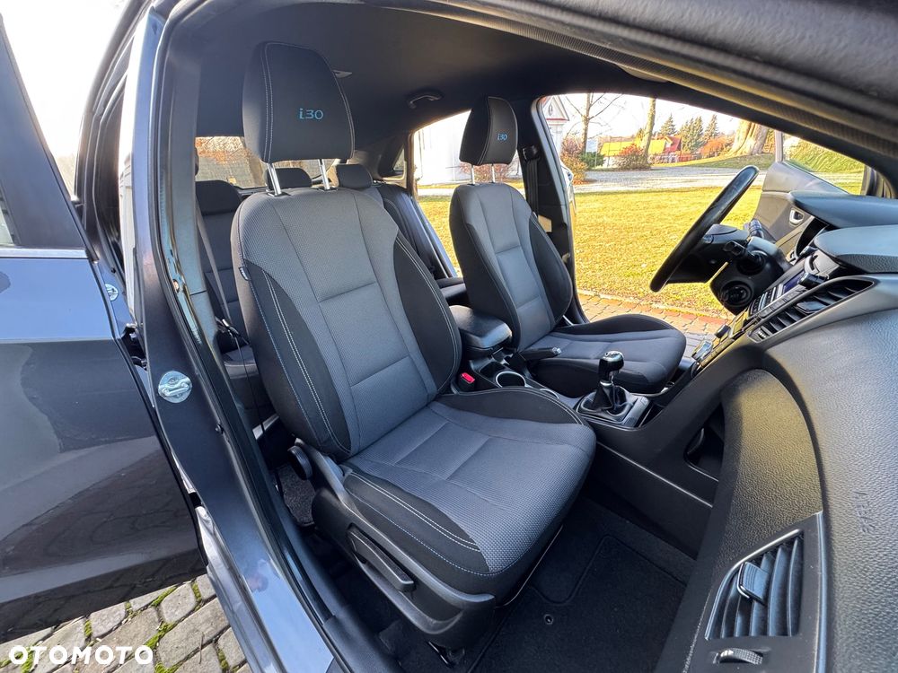 Hyundai i30 - 19