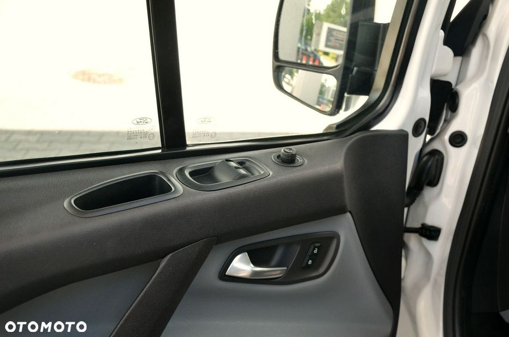 Ford Transit Custom - 22