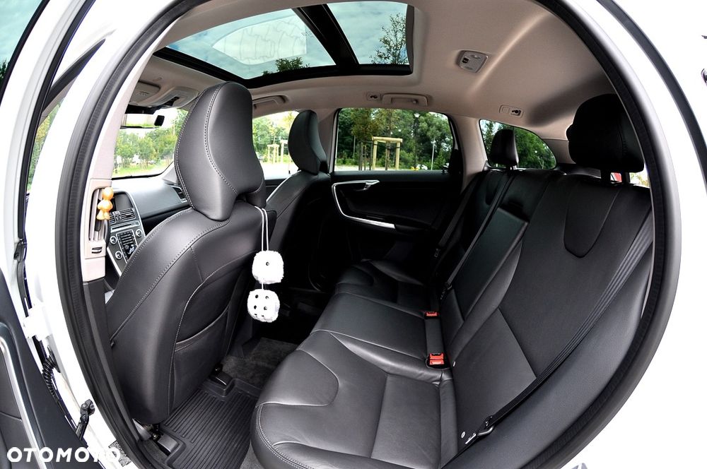 Volvo XC 60 T5 AWD Inscription - 23