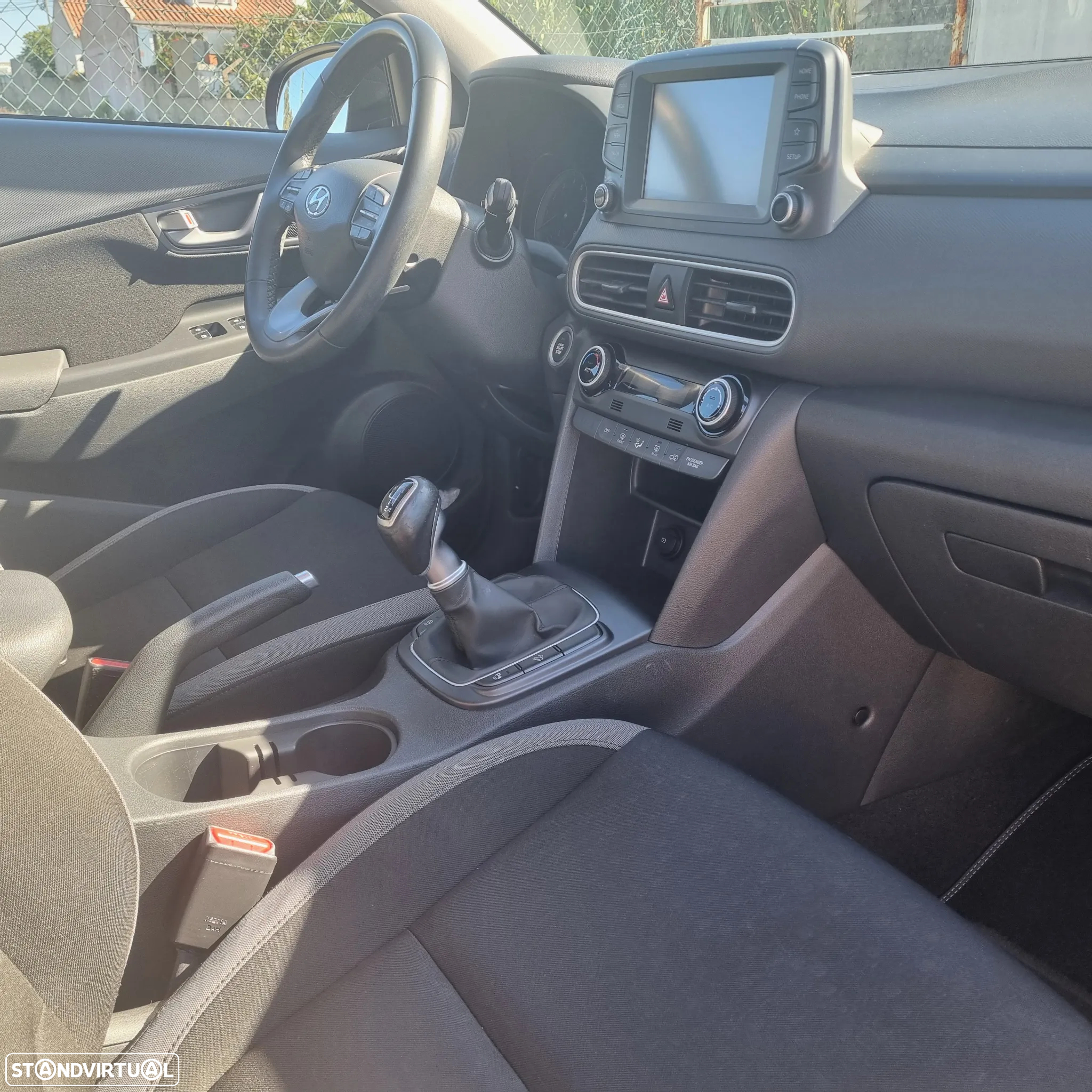 Hyundai Kauai 1.0 T-GDi Tecido Preto - 2