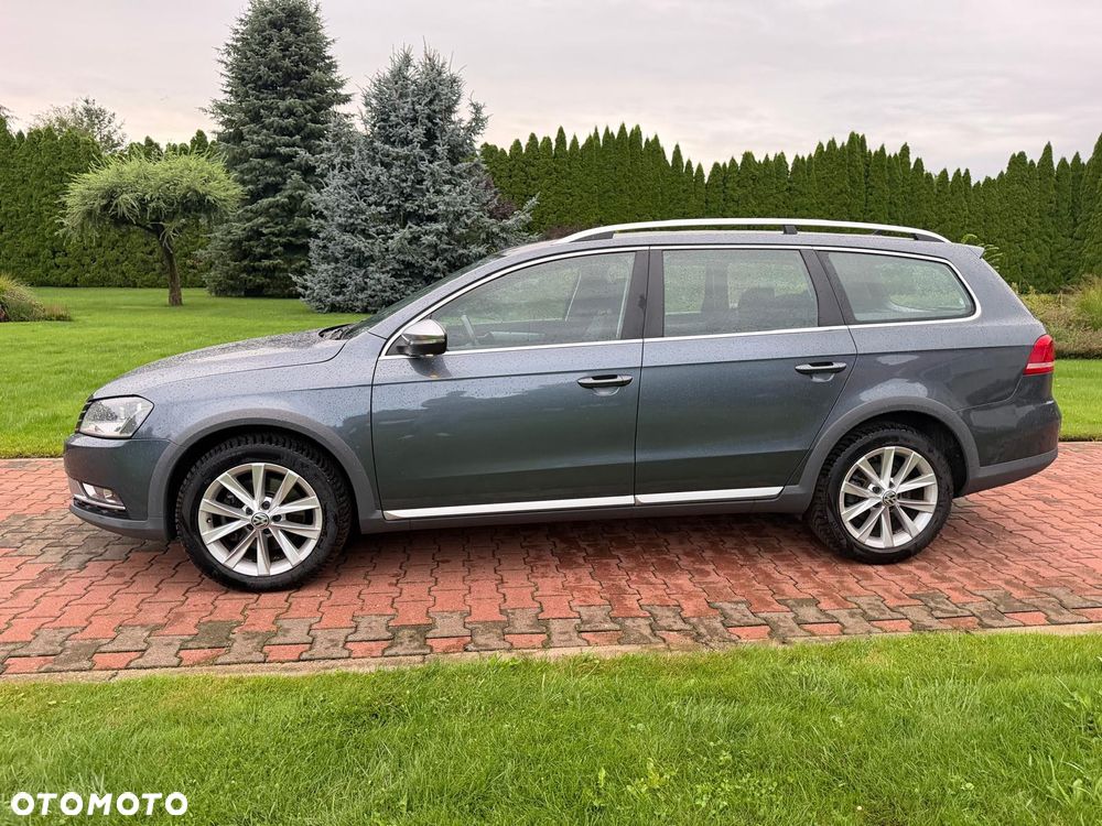 Volkswagen Passat Alltrack 2.0 TDI 4Motion DSG BlueMotion Tec - 14