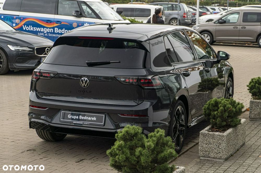 Volkswagen Golf - 9