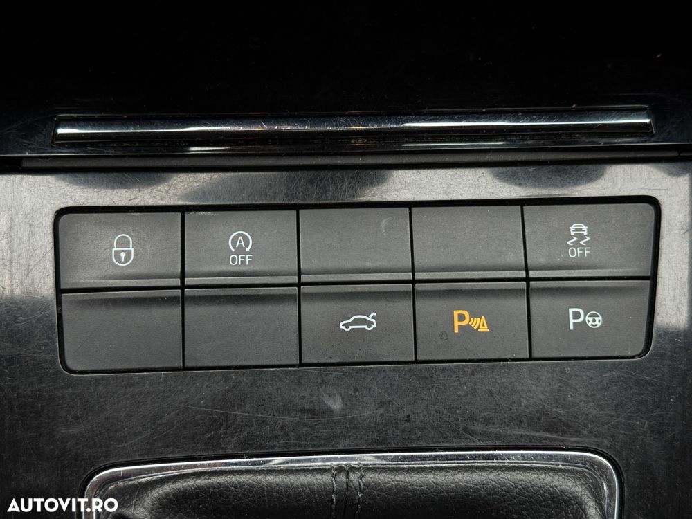 Skoda Octavia 2.0 TDI 4X4 Ambition - 10