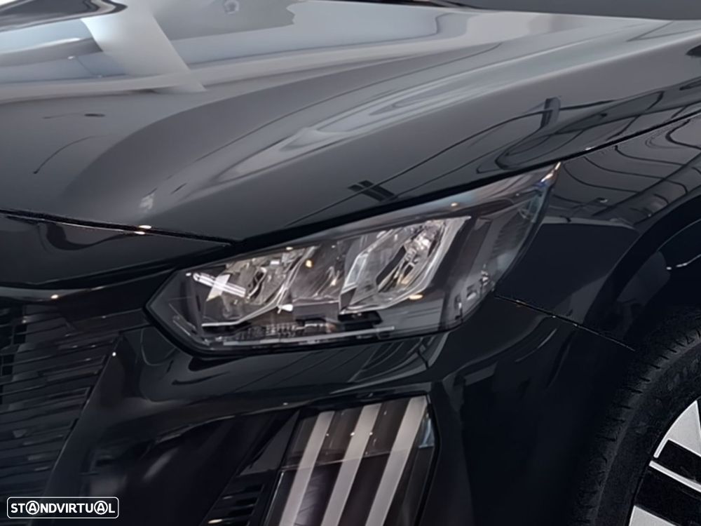Peugeot e-208 51 kWh Allure — fotografia 3