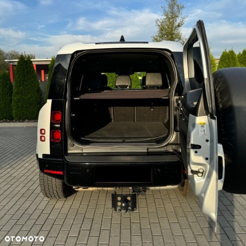 Land Rover Defender 110 2.0 D240 - 10