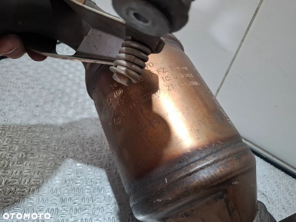 Katalizator lewy Audi A6C7 3,0TFSI 2016 rok nr 4H0254202A - 2