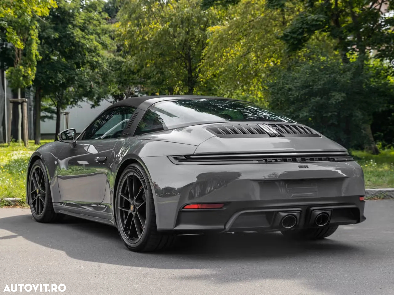 Porsche 911 Targa 4 GTS PDK - 7