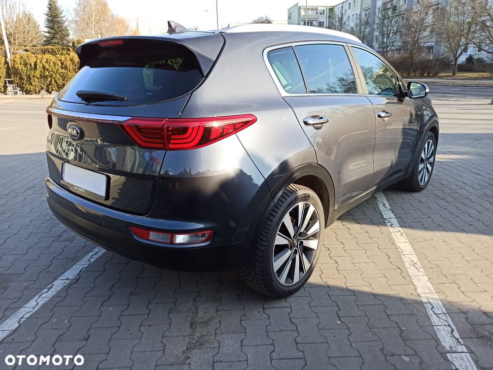 Kia Sportage 1.7 CRDI 2WD ISG Dream-Team Edition - 4