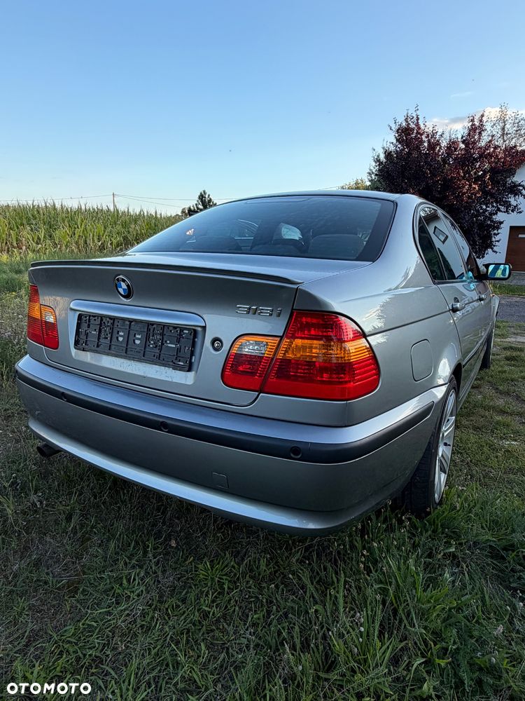 BMW Seria 3 318i - 16