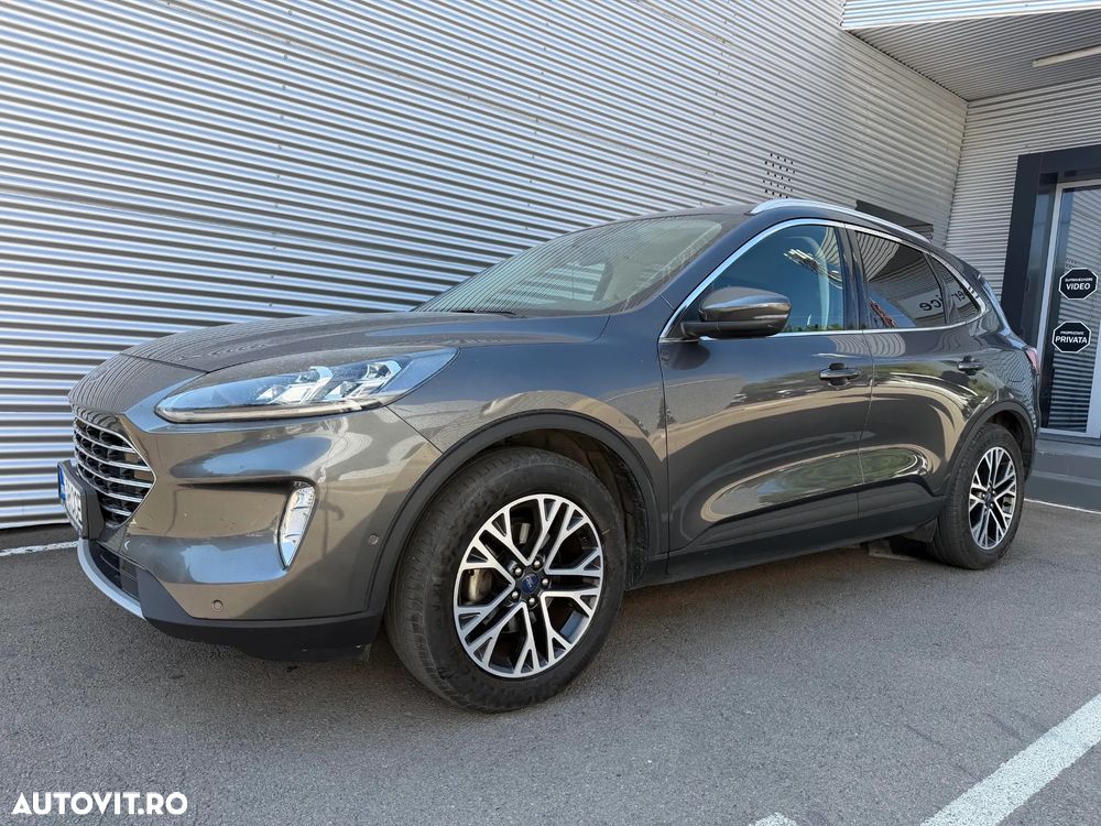 Ford Kuga - 3