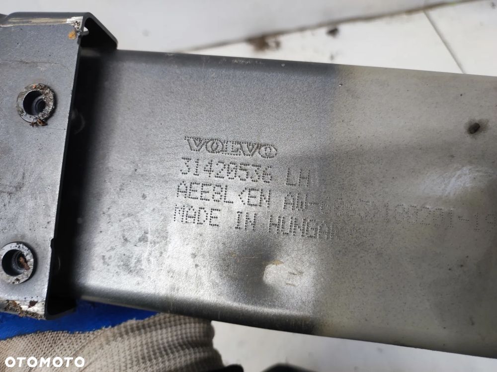 WSPORNIK MOCOWANIE BELKI PASA STERFA ZGNIOTU LEWY PRZÓD VOLVO XC60 II 2 - 16