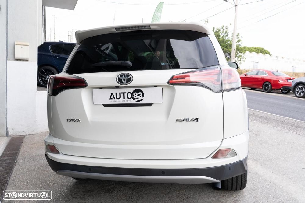 Toyota Rav4 2017 photo 3