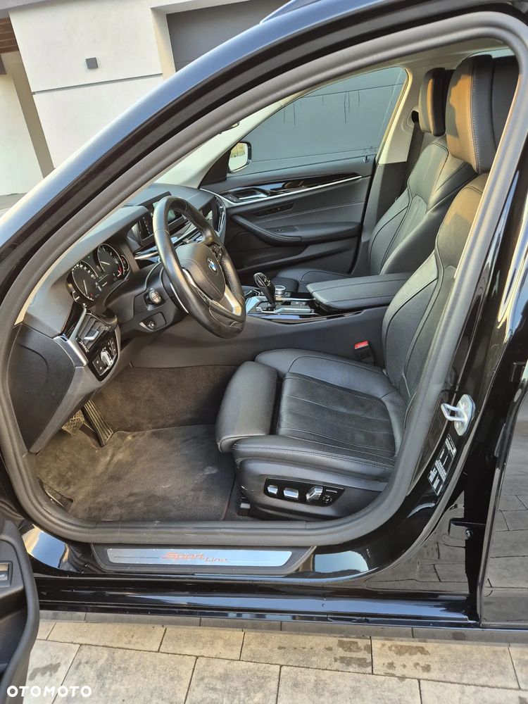 BMW Seria 5 520d Sport Line sport - 10