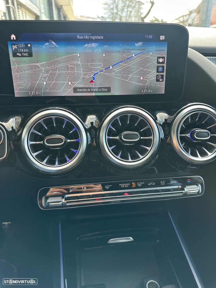 Mercedes-Benz GLA 200 d 8G-DCT Progressive - 11