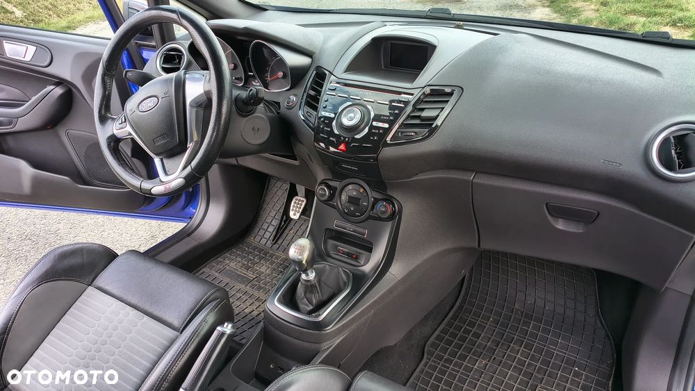 Ford Fiesta ST EU6 - 13