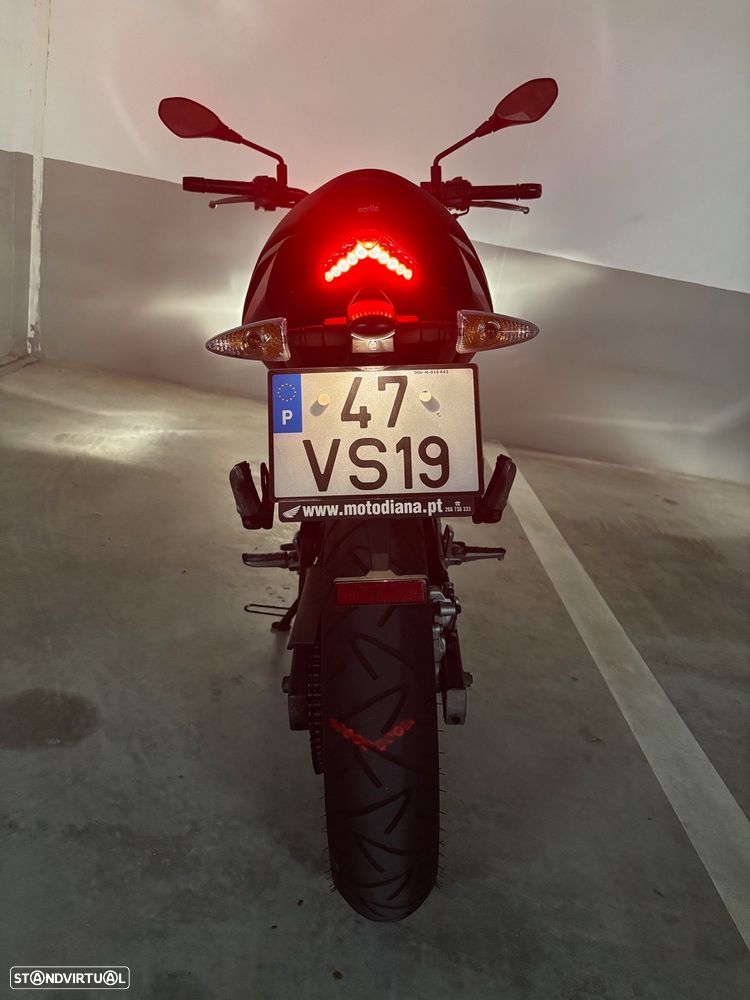 Aprilia Tuono 125 Racing - 8