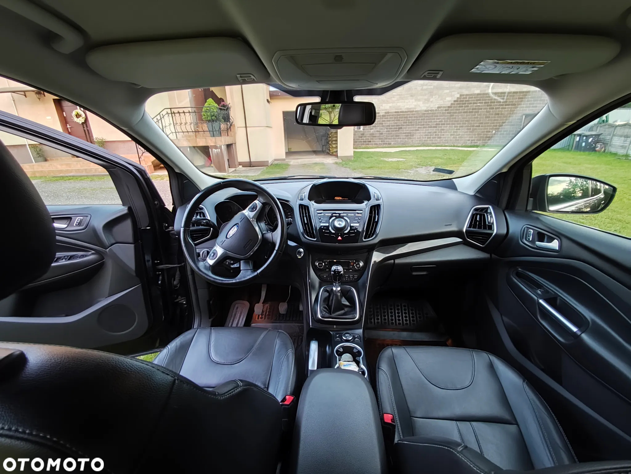 Ford Kuga - 10