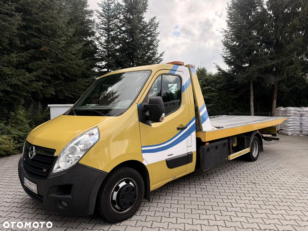 Opel Movano