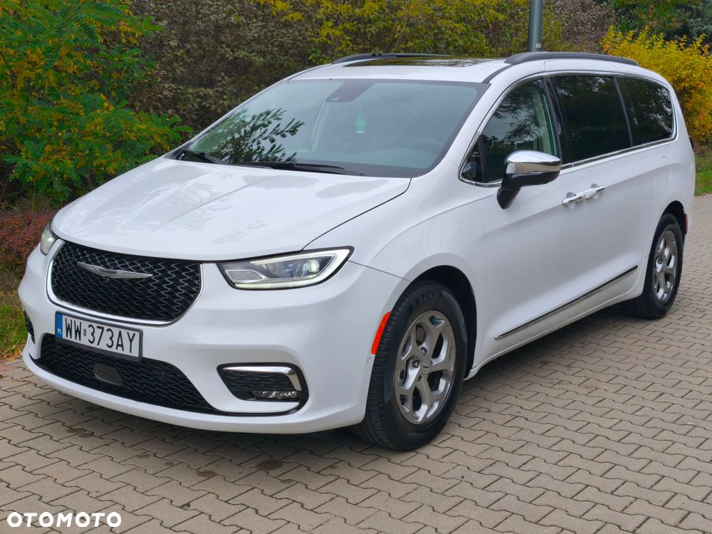 Chrysler Pacifica - 2