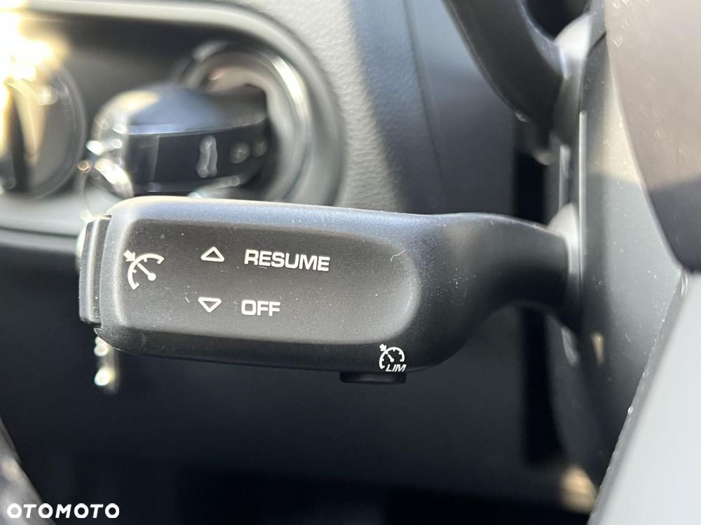 Porsche Macan Standard - 30