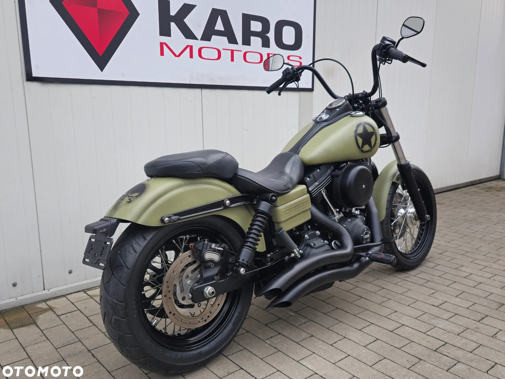 Harley-Davidson Dyna Street Bob - 3