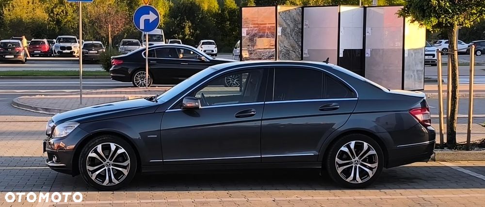 Mercedes-Benz Klasa C 180 Kompressor BlueEFFICIENCY - 1