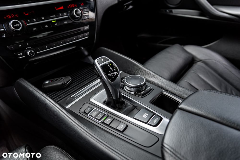 BMW X6 xDrive40d M Sport - 17