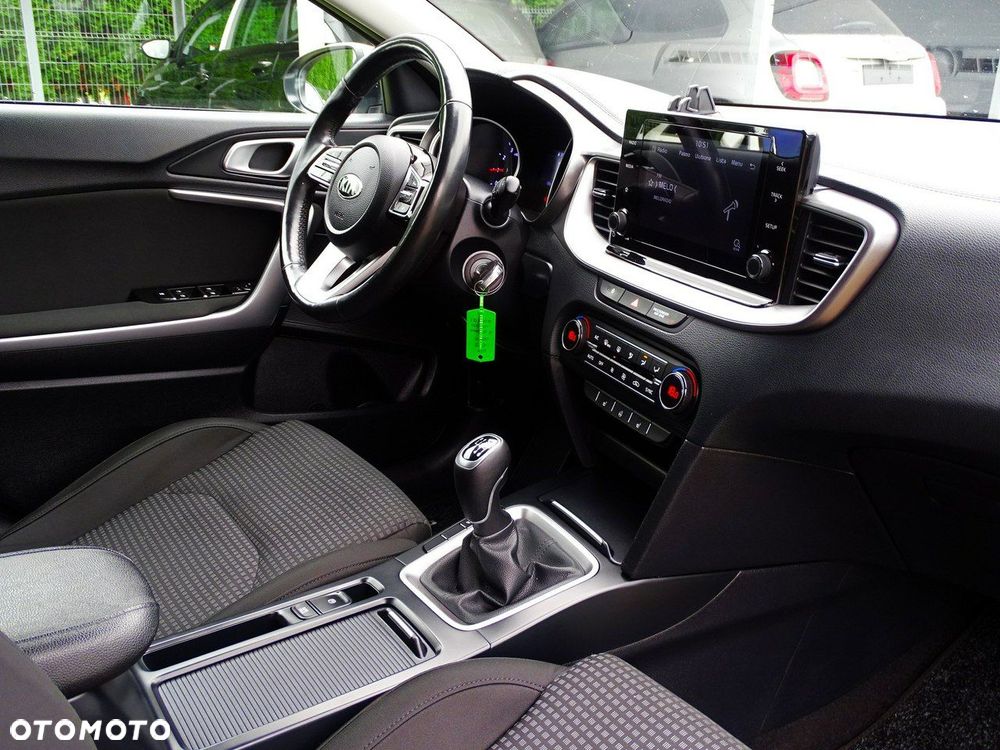 Kia Ceed 1.0 T-GDI L Business Line Plus - 18