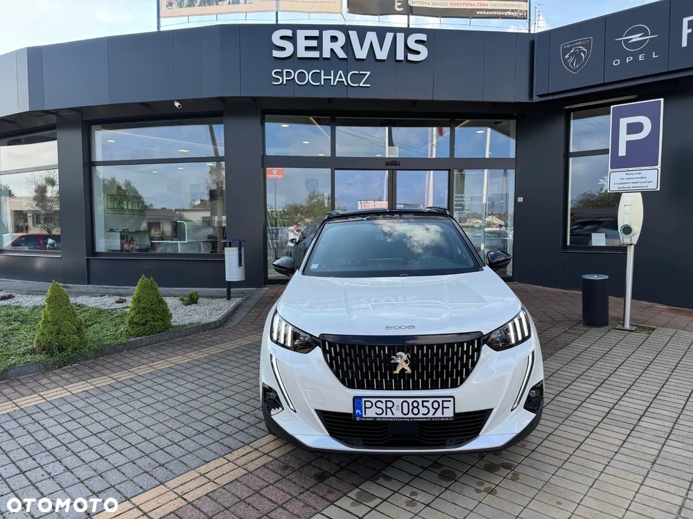 Peugeot 2008 - 8
