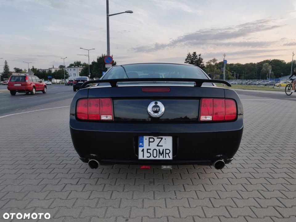 Ford Mustang - 5