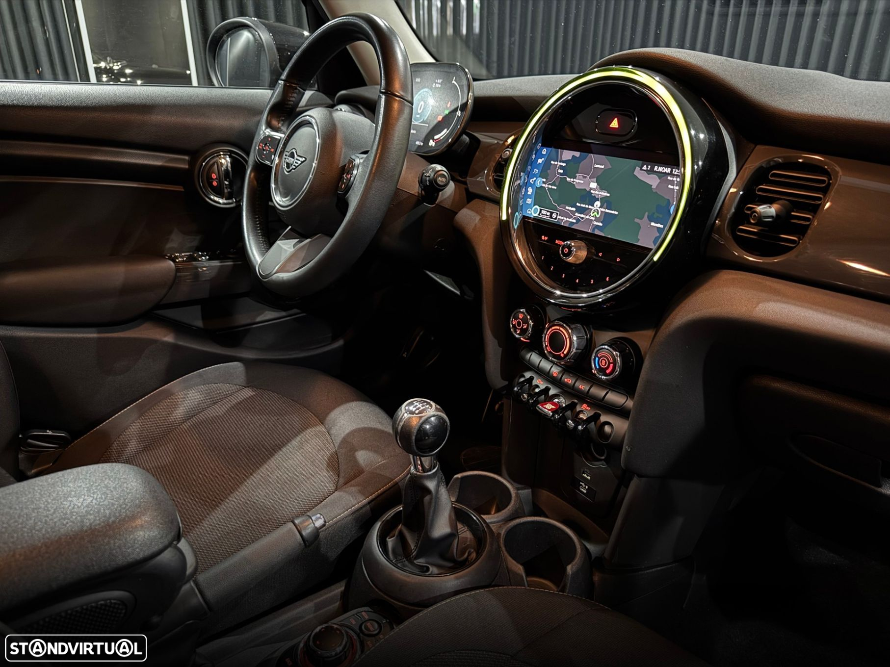 MINI 5 Portas One Sport Edition - 26