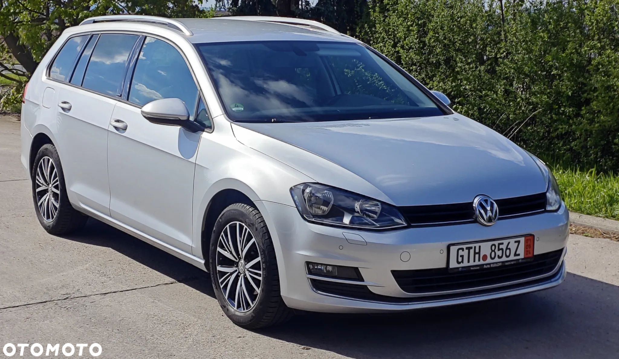 Volkswagen Golf 1.6 TDI BlueMotion Technology Allstar - 1