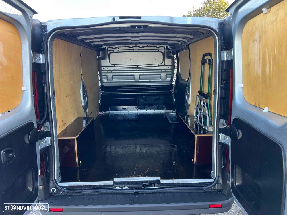 Renault Trafic L2H1 2.0 dci grand confort - 10