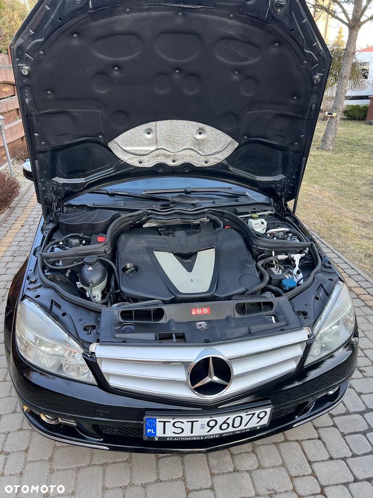 Mercedes-Benz Klasa C 320 CDI 7G-TRONIC Avantgarde Sport Edition - 28
