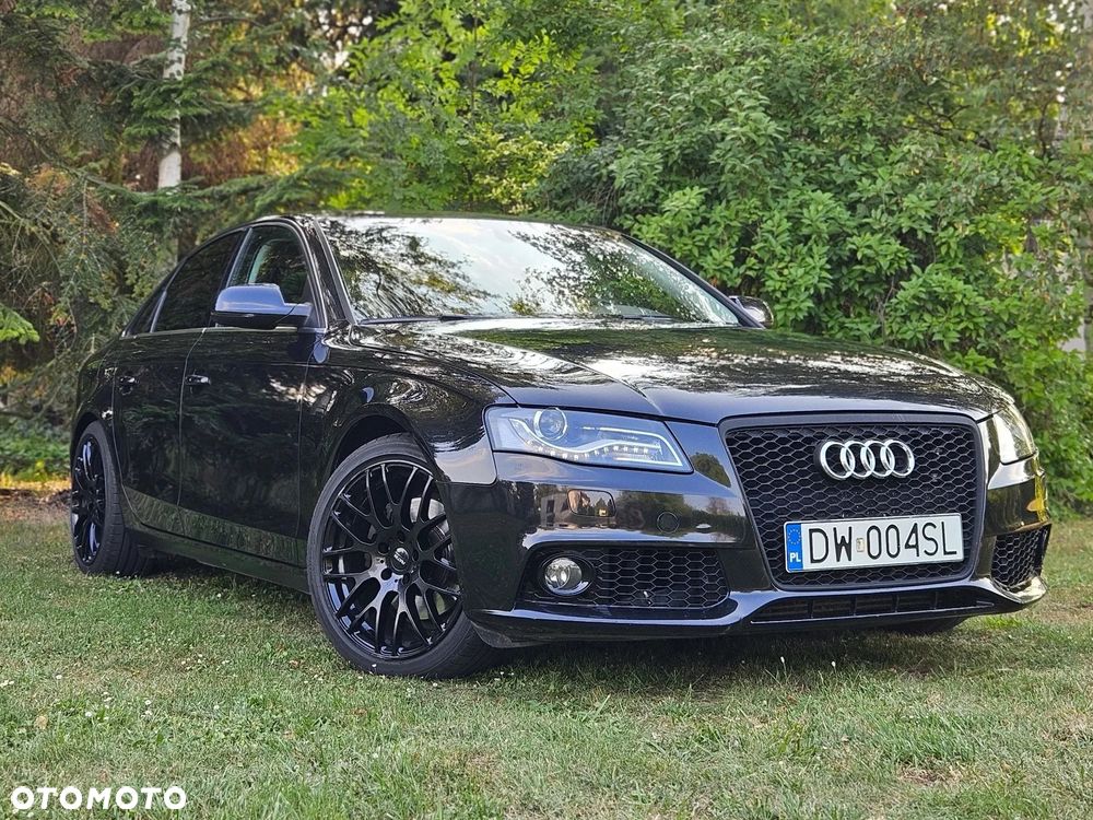Audi A4 Limousine - 1
