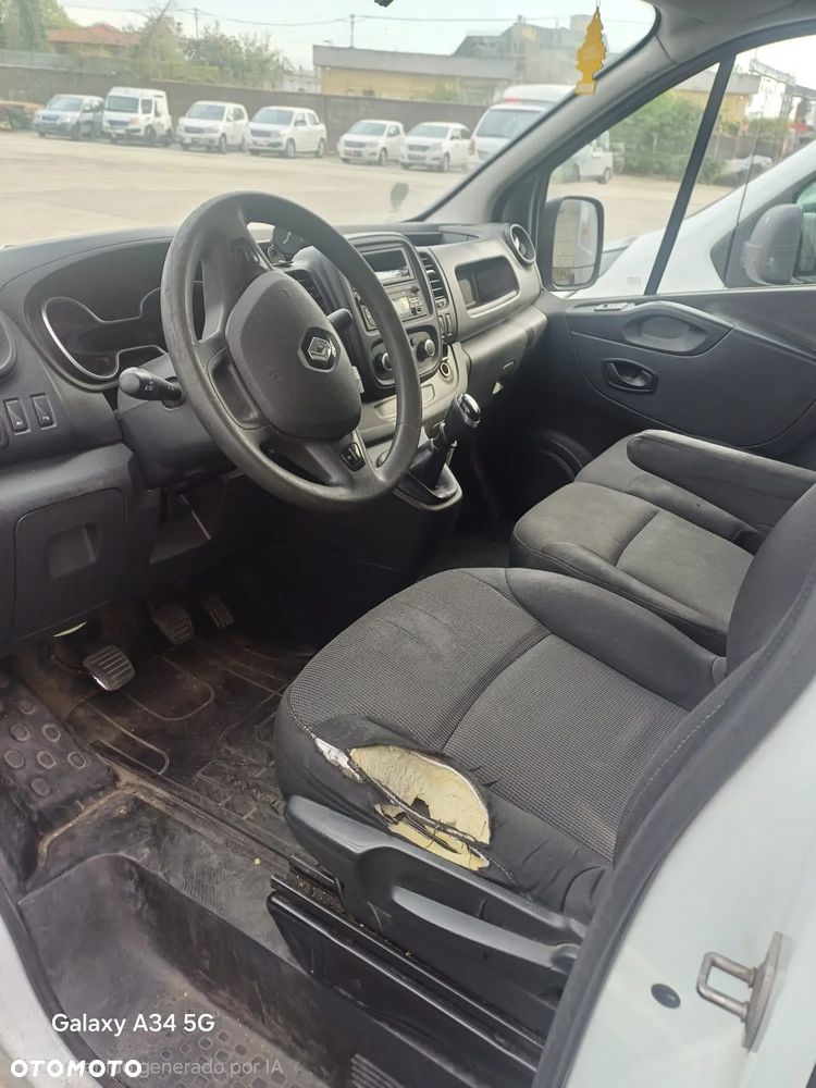 Renault Trafic - 4
