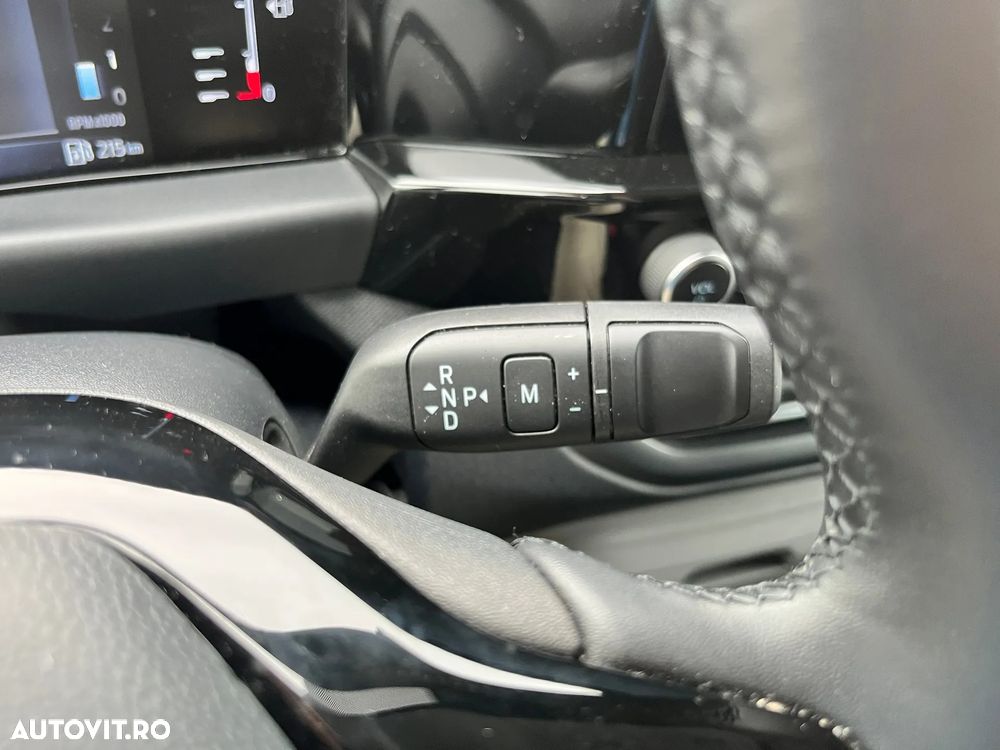 Ford Tourneo Custom - 16