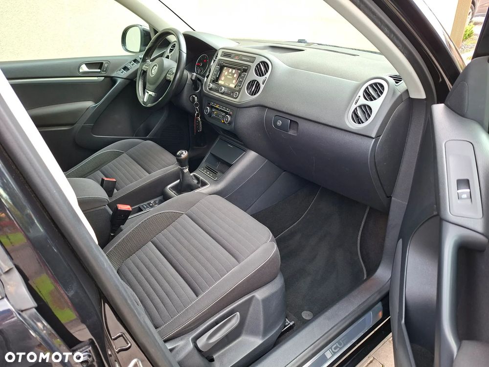 Volkswagen Tiguan 2.0 TDI DPF BlueMotion Technology Cup Sport & Style - 20