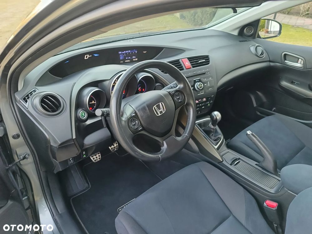 Honda Civic 1.8 i-VTEC Lifestyle - 9