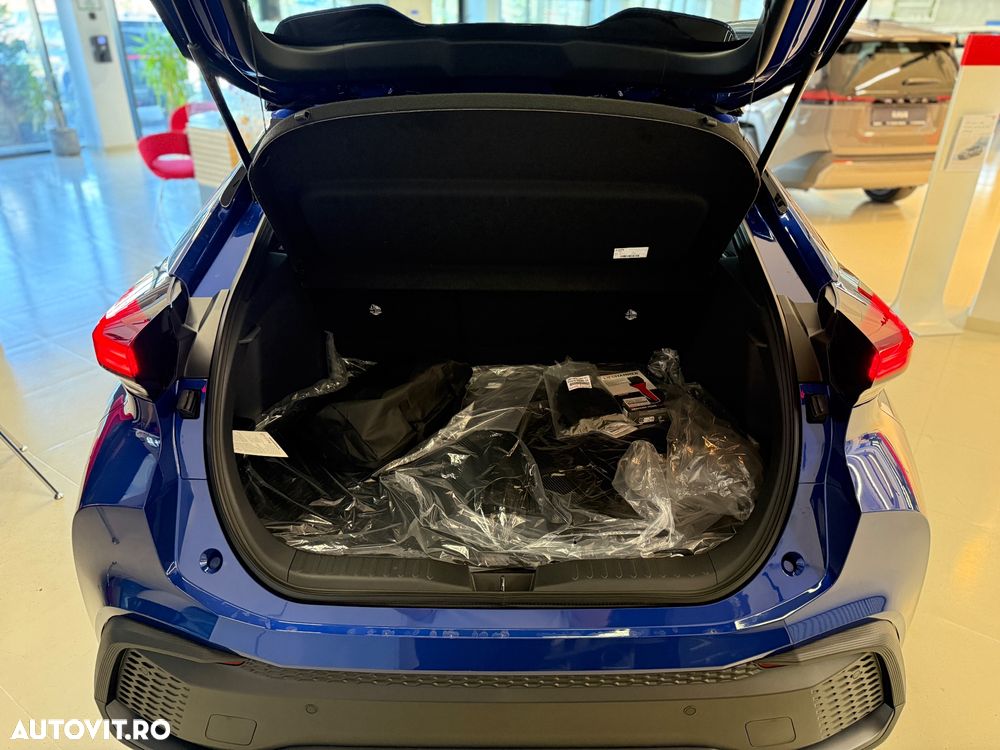 Toyota C-HR 1.8 HEV 140 CP 4x2 CVT Dynamic - 18