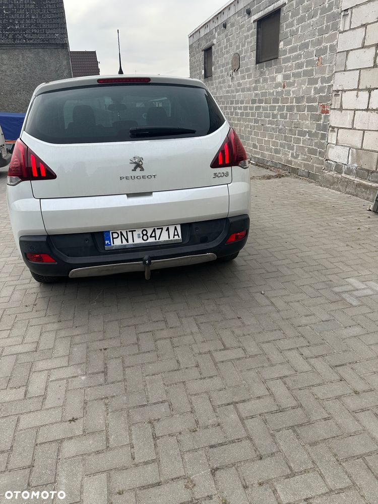Peugeot 3008 HDi 115 Active - 3